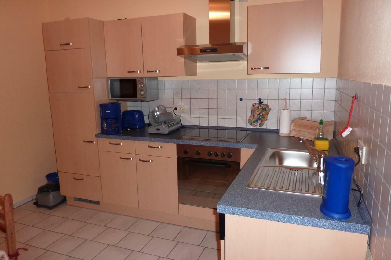 Anton Schuler Apartment Niedenstein Exterior photo